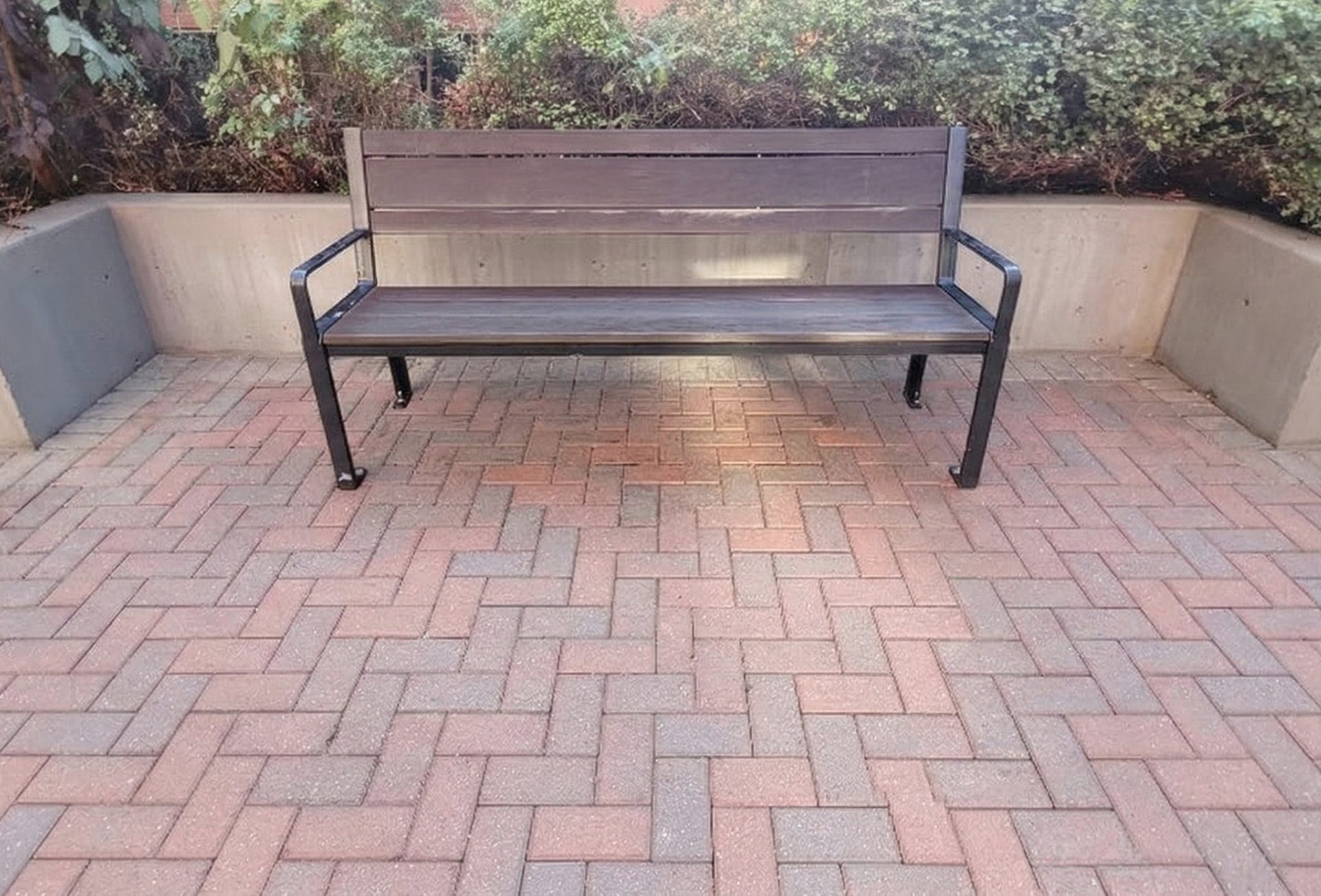 Pristine interlock patio in Halton Hills with all moss and weeds removed by ACE's professional eco friendly deep cleaning