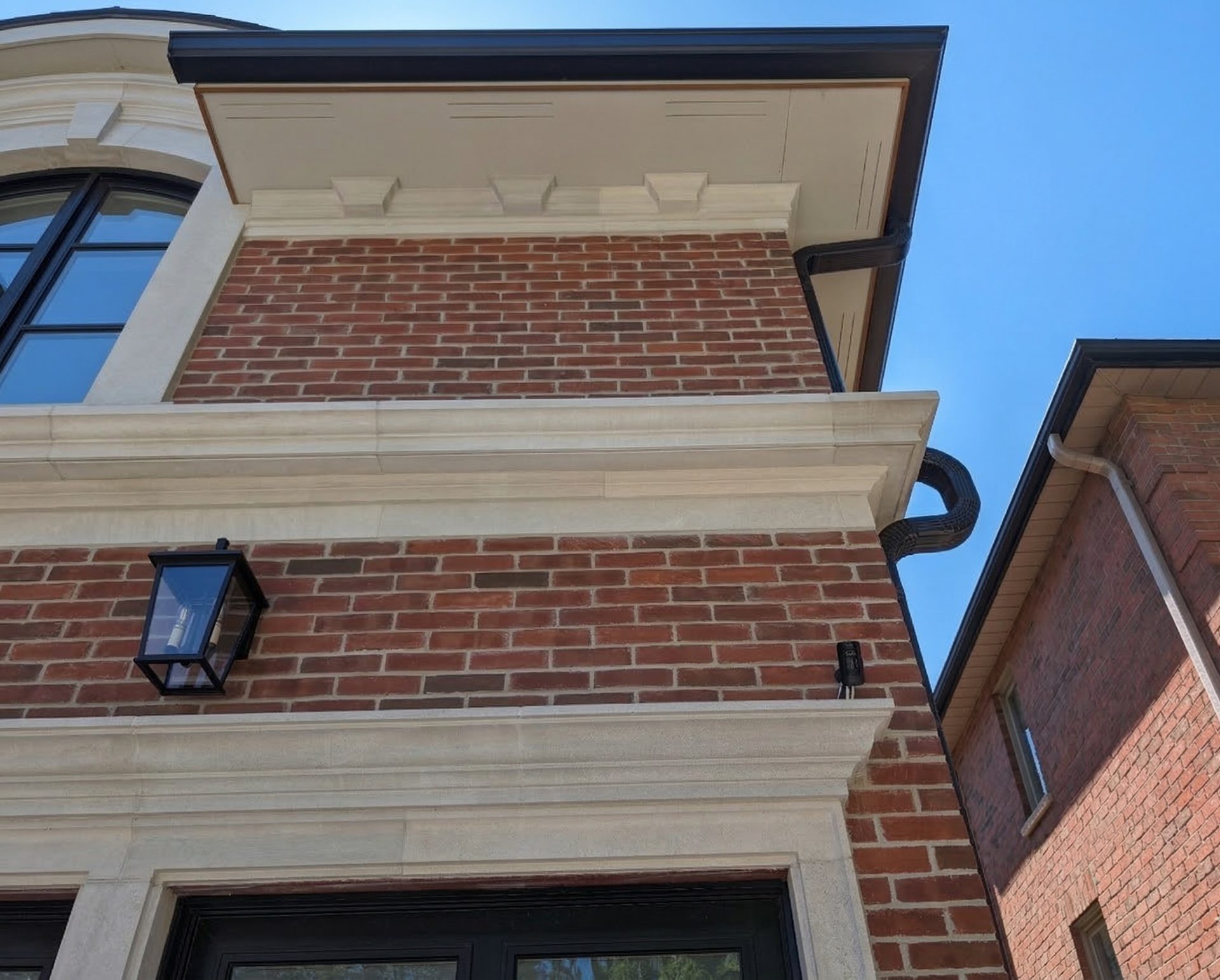 Clean limestone molding after restoration, Nobleton – Ace Power Washing